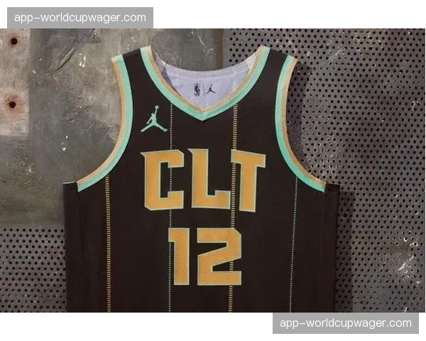 夏洛特黄蜂队发布新赛季城市版球衣设计，融入当地历史文化元素