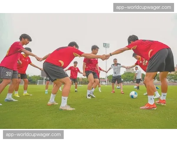 里昂俱乐部与当地学校合作，推出足球教育课程