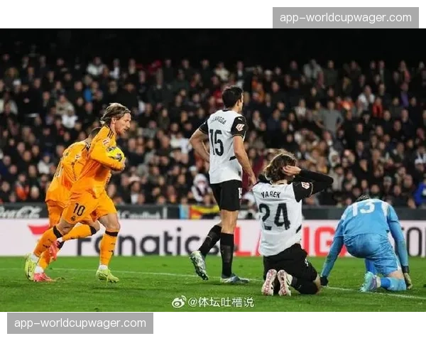 西甲联盟宣布下赛季起部分场次试行午间开球 西甲联盟宣布下赛季起部分场次试行午间开球