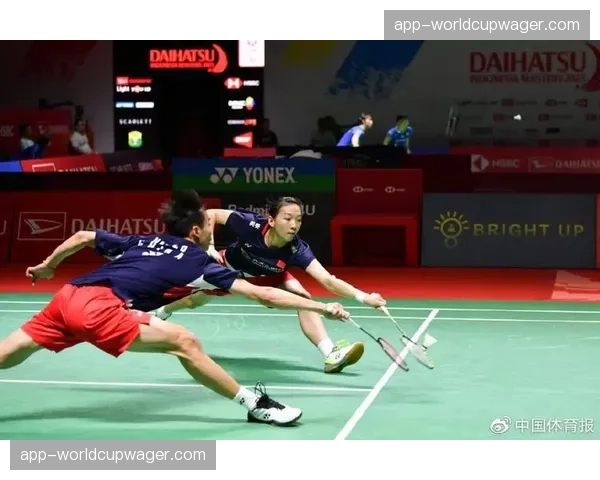 通讯：瑞士男冰国家队教练更迭后的首个世锦赛，以老带新初见成效