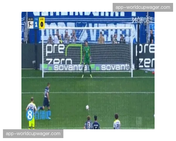 聚勒滑倒送点后痛苦离场，可能完成多特生涯最后一战